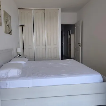 Victoria Playa Apartment *